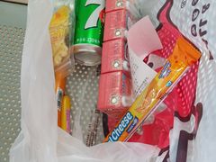 -老婆大人量贩零食连锁(萧山临浦店)