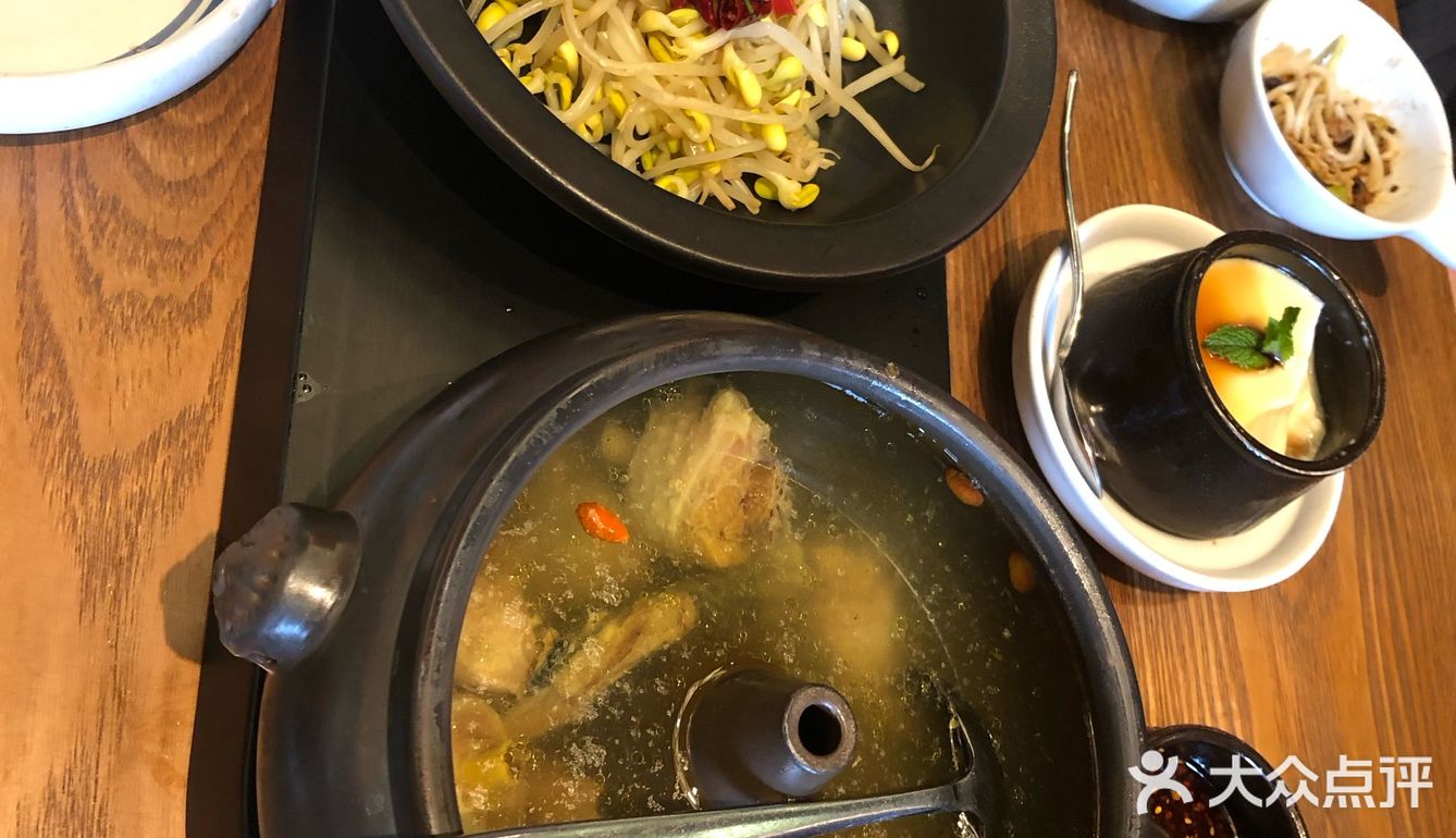 最推荐汽锅鸡和火瓢牛肉