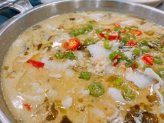 酸菜鱼-东北农家小院(定西路店)