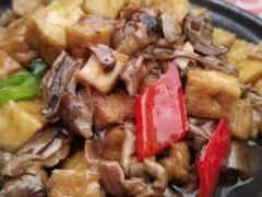 -天天向上素食餐厅(五台山店)
