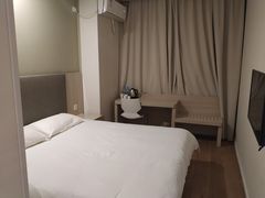 -汉庭(天津滨江道步行街店)