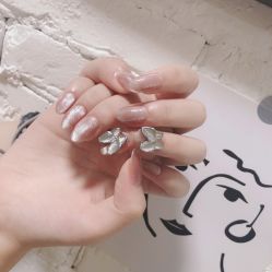 -Lucky 19日式美甲美睫