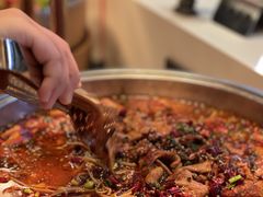 -涨巢·潮玩水疗局