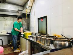 自助取餐区-郭记老汉口热干面