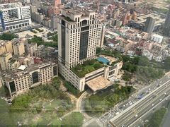 -厚街国际大酒店·360度旋转餐厅