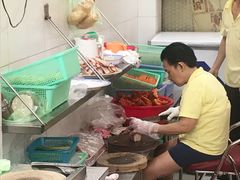 -Bánh Mì Huynh Hoa