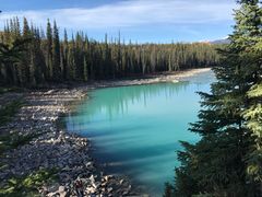 -阿萨巴斯卡瀑布观景点