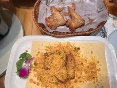 -黄泥岗·地道湖北菜(奥特莱斯店)