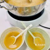 不用去海南也能吃到正宗的糟粕醋火锅啦🍲