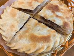 牛肉馅饼-鹤乡东北菜(崮山路店)