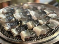 -围炉肉舍•炭烤活鳗•丹东海鲜烤肉(步行街店)