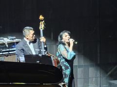 -交通银行前滩31演艺中心