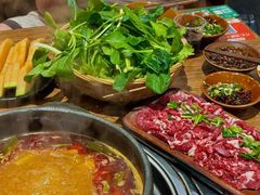 -贵厨酸汤牛肉(花果园国际中心店)