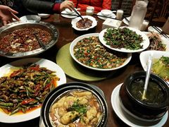 -阿巴佬渝菜主题餐厅