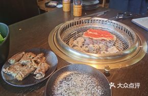 Beef and Oyster Rolls with Scallion