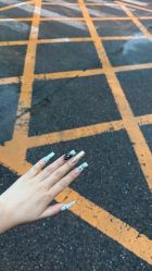-171 Naillife