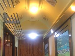 大堂-河坝烧烤串城(金达莱店)