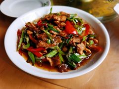 辣椒炒肉-临江餐馆二楼美食部落