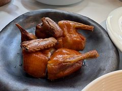 脆炸乳鸽-荣小馆(安达仕店)
