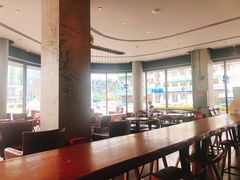 大堂-星巴克(延吉百利城店)