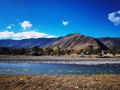 -黑青稞庄园·新式藏餐·牦牛肉汤锅(新都桥店)