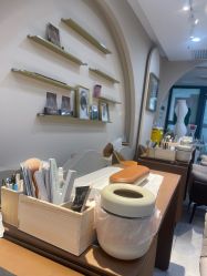 -花系美·美甲美睫精品店