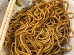 -黑白电视长沙小吃(美林M·LIVE天地东座店)