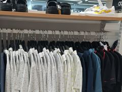 -BIGOFFS 超级折扣(仁恒伊势丹店)