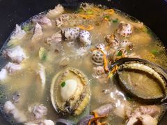 -吉品莞家·鲍鱼鸡煲(东莞店)