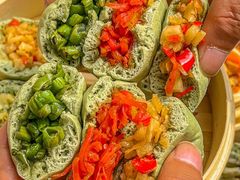 -李与白包子铺(桐梓林店)