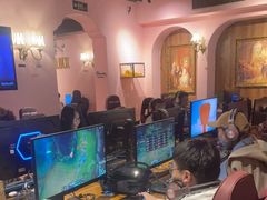 -SIX电竞·卓威600hz(闽江二路店)
