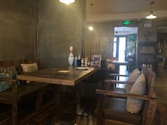 -HIGH FIVE哈福手工汉堡(桂林路店)