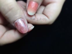 -一笔绣狂草美甲坊