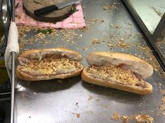 -Bánh Mì Huynh Hoa