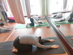 -Yvon yoga 瑜伽·精准体态管理中心
