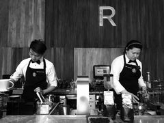 -星巴克臻选(南京艾尚天地店)