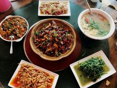 -八美镇邛崃土地坡饭店