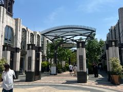 -比斯特上海购物村精品奥特莱斯