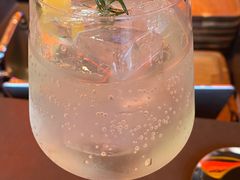 -星巴克臻选(上海合生汇1F店)