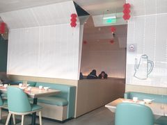 -茶港·点心·啫啫煲(江夏中百店)