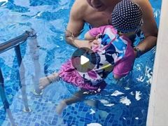 -Swim斯卫姆国际儿童游泳中心(红博中央公园店)