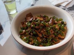 -一品味庄·地标武昌鱼·藕汤湖北菜(黄鹤楼店)