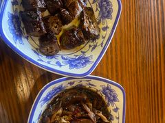 鸭脖-张家巷美食(南浔店)