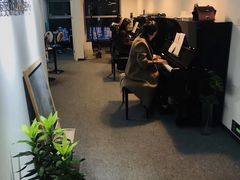 -梅纳·钢琴声乐架子鼓Mena Music(双井店)