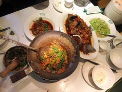-费大厨辣椒炒肉(高铁吾悦广场店)
