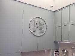 -PE SALON