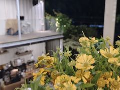 -花苑里咖啡(威远店)