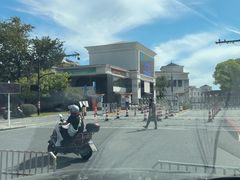 -NIKE上海青浦优选体验店