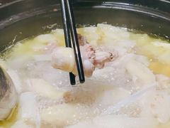 椰子汤-百年果林椰子鸡(中洲店)