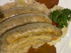 兰特伯爵自制猪肉肠配酸菜、土豆-兰特伯爵西餐厅·啤酒屋(方庄店)